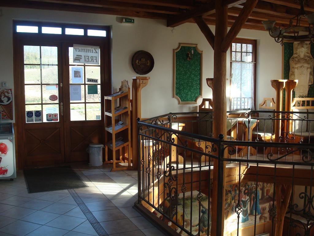 Pensjonat Cserhatvoelgy Panzio