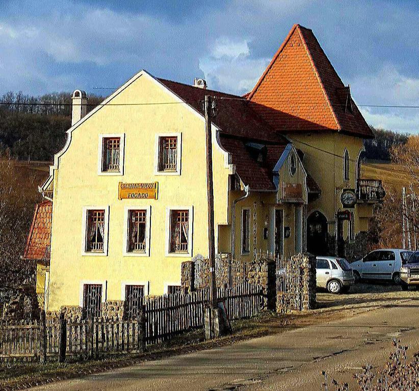 Pensjonat Cserhatvoelgy Panzio
