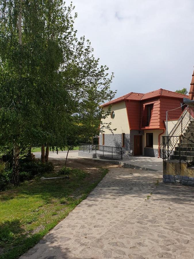 Cserhatvoelgy Panzio * Alsotold